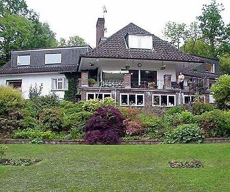 Linchens Bed And Breakfast Felbridge Extérieur photo